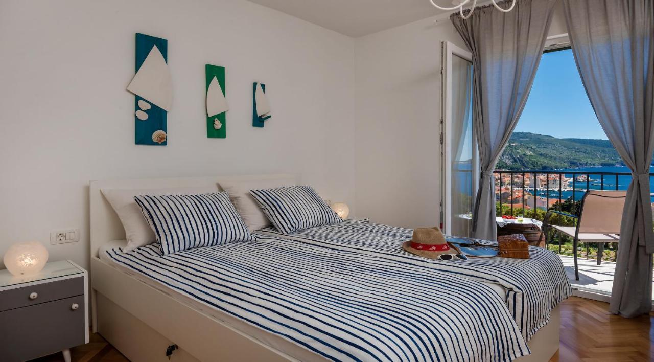 Casa Katalina Apartment คอมีชา ภายนอก รูปภาพ