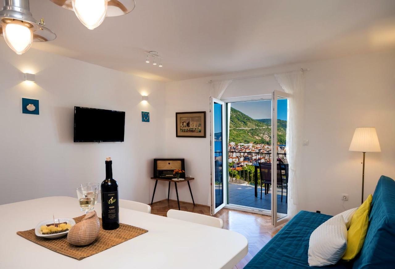 Casa Katalina Apartment คอมีชา ภายนอก รูปภาพ